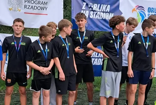 Turniej piłki nożnej na Orliku w Pasłęku – rywalizacja trzech szkół