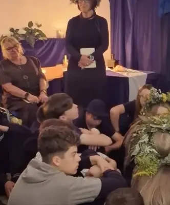 Narodowe Czytanie w szkole w Milejewie – „Dziady” Mickiewicza połączyły pokolenia