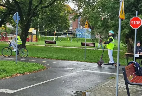 Uczniowie SP nr 21 w Elblągu na zawodach „Rowerowy Zawrót Głowy”