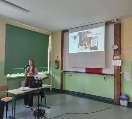 Ada Baran opowiadała uczniom w Zwierznie o swoich podróżach
