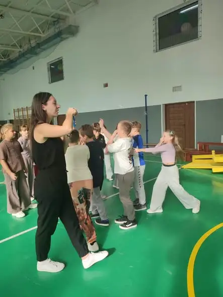 Uczniowie klasy 3a w Rychlikach uczyli się, jak radzić sobie ze stresem