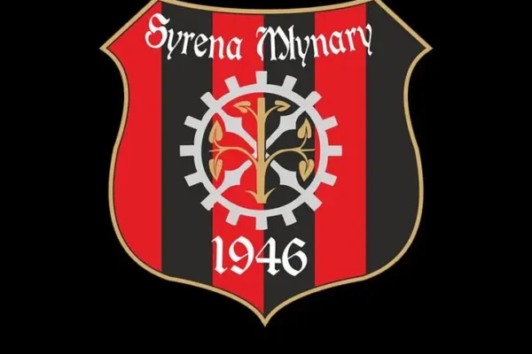 Syrena Młynary wygrywa 1:0 z Tęczą Miłomłyn. Bohaterem Mariusz Antosik