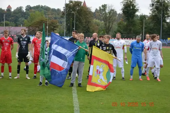 Polonia Pasłęk przegrywa z GKS-em Wikielec 2:7 w meczu IV ligi