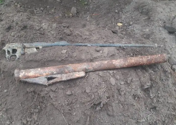 Niewybuchy z II wojny światowej odkryte w Wikrowie – interwencja saperów