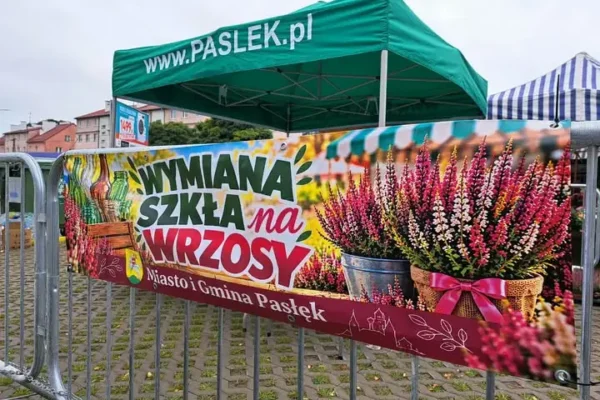 Pasłęk: 1,66 tony szkła zebrane podczas akcji „Wymiana szkła na wrzosy”