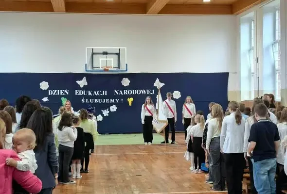 Dzień Edukacji Narodowej i pasowanie pierwszoklasistów w szkole