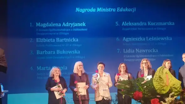 Nauczyciele SP21 w Elblągu nagrodzeni podczas Gali Dnia Edukacji Narodowej