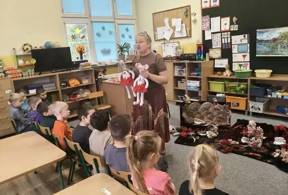 Kici Nici zawitała do zerówki – warsztaty z Aliną Przydatek