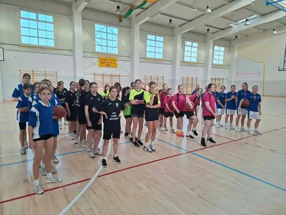Srebrny medal dla koszykarek z SP Młynary w finale powiatowym