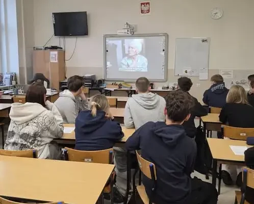 Uczniowie z Pasłęka uczcili pamięć Powstańców Warszawskich