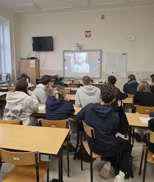 Uczniowie z Pasłęka uczcili pamięć Powstańców Warszawskich
