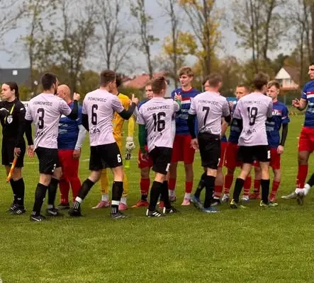 Rezerwy Polonii Pasłęk przegrywają z Pomowcem Gronowo Elbląskie 2:7